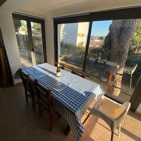 Holiday home Torre Les Alzines L'Escala